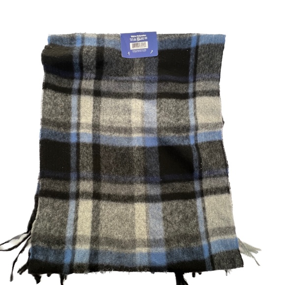 True North Scarf Plaid Tartan Rectangle Gray Black Blue 15" x 72" Very Soft NWT - Picture 2 of 4
